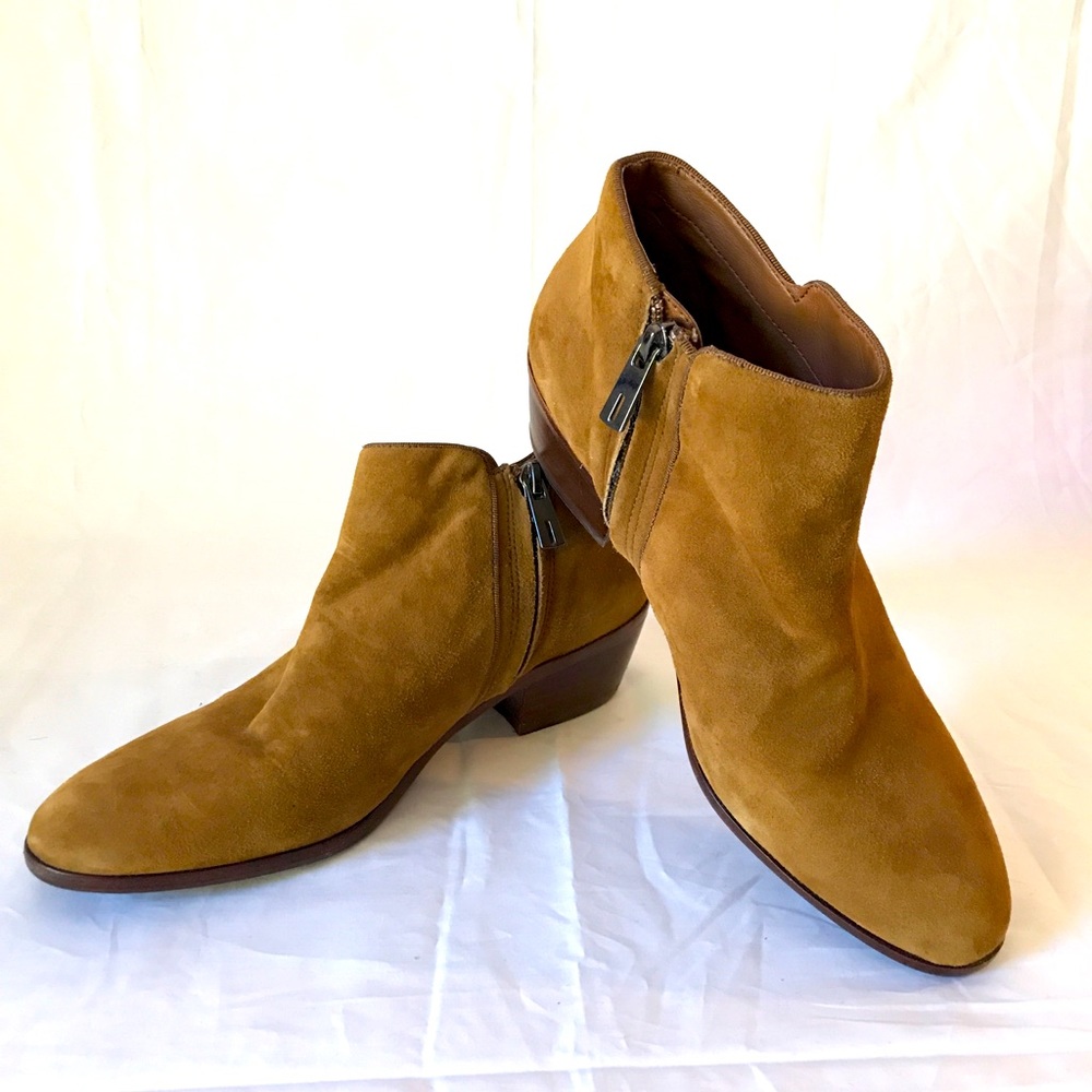 Suede booties - Picture 2 of 8
